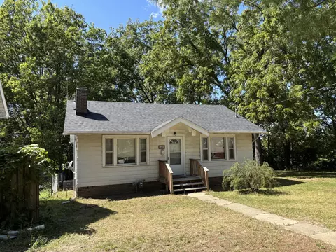 1600 28th St, Des Moines, IA 50311