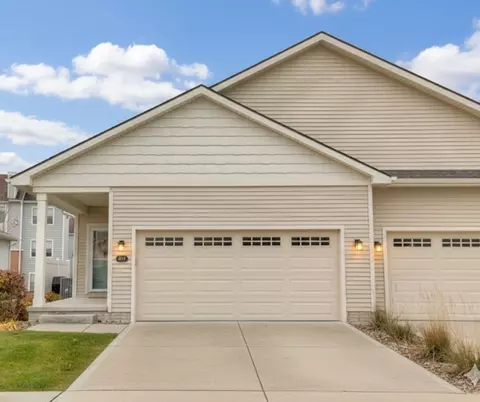 821 Sawgrass Dr, Norwalk, IA 50211