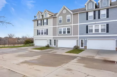 3163 SW Arlan Ln, Ankeny, IA 50023