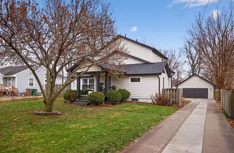 1220 Vine St, West Des Moines, IA 50265