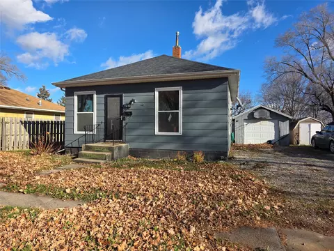 205 S Conrey St, Knoxville, IA 50138