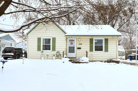 4017 14th St, Des Moines, IA 50313