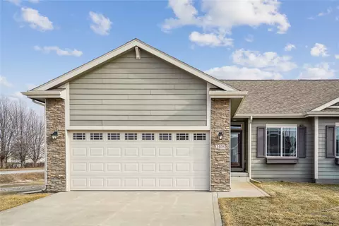 2405 3rd Ave SE, Altoona, IA 50009