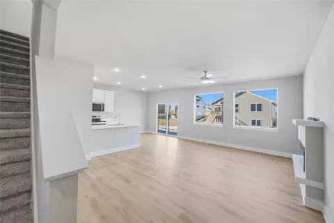Living - 4232 NE Timber Ln, Ankeny, IA 50021 photo 1 of 4