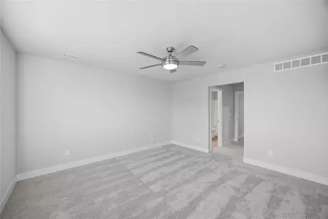 Bedroom - 4232 NE Timber Ln, Ankeny, IA 50021 photo 4 of 4