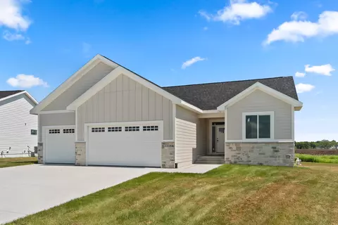 1345 NW Linda Ln, Waukee, IA 50263