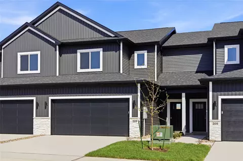 209 NE Doe Pointe Ln, Ankeny, IA 50021