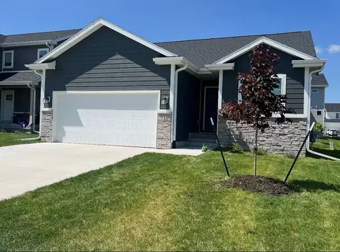 745 SE Mesa Dr, Waukee, IA 50263