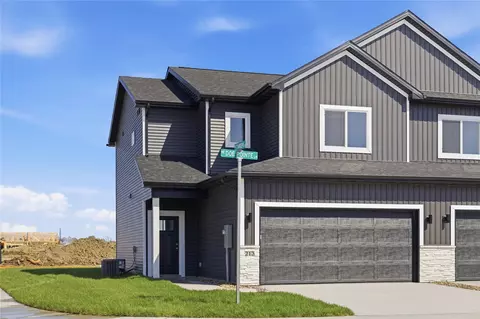213 NE Doe Pointe Ln, Ankeny, IA 50021