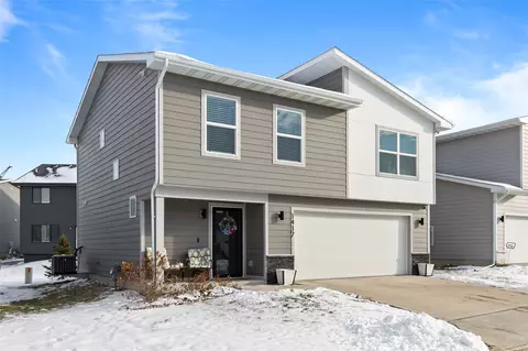 1417 NE Cedarwood Dr, Grimes, IA 50111
