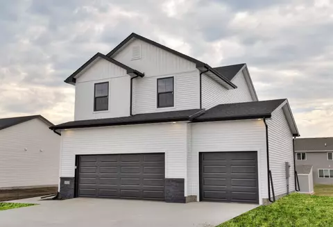 1513 Maple St, Granger, IA 50109