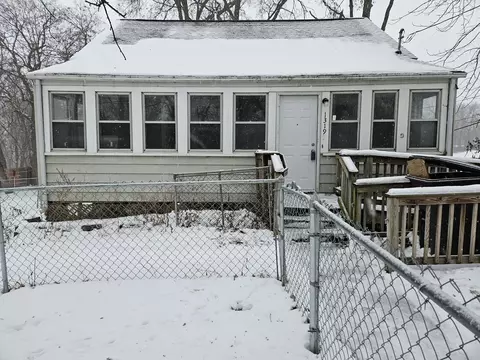 1319 E 37th St, Des Moines, IA 50317