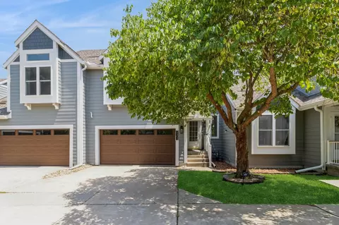 2405 81st Cir, Urbandale, IA 50322