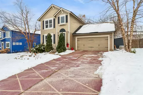 7105 SE 27th St, Des Moines, IA 50320