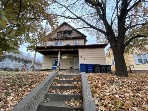 3215 7th St, Des Moines, IA 50313