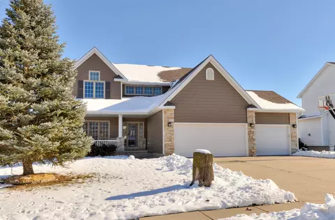 6419 NW 97th St, Johnston, IA 50131