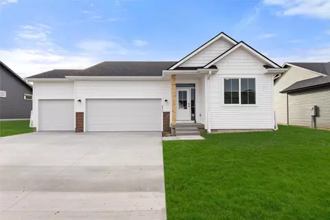 4411 NE 8th St, Ankeny, IA 50021