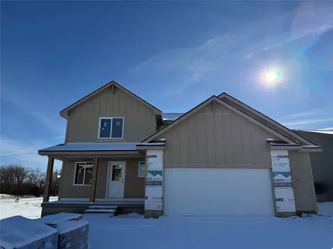 17976 Alpine Dr, Clive, IA 50325