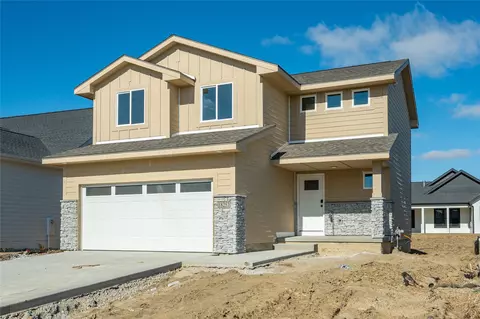 18257 Alpine Dr, Clive, IA 50325
