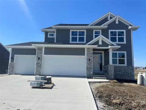 4609 Everest Ave, Ames, IA 50014