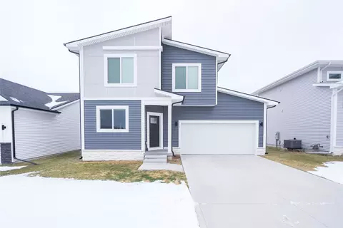 713 NE Oak Ridge Dr, Ankeny, IA 50021