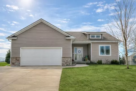 5330 Katelyn Ave, Van Meter, IA 50261