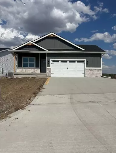 1695 20th Ave SE, Altoona, IA 50009
