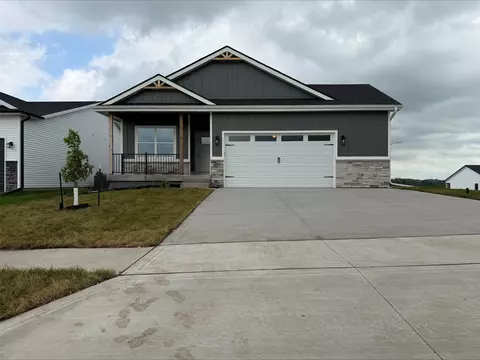 1695 20th Ave SE, Altoona, IA 50009