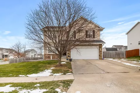 3300 Hart Ave, Des Moines, IA 50320