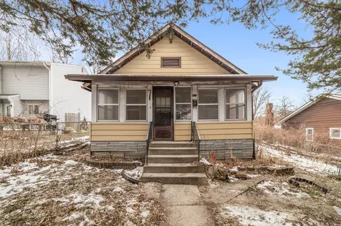 713 27th St, Des Moines, IA 50312