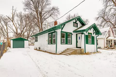 1424 Milton Ave, Des Moines, IA 50316