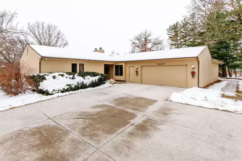 5407 Valley Rd, Ames, IA 50014