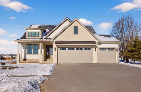 2920 NW 27th Ct, Ankeny, IA 50023