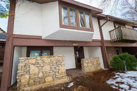 4633 Lockner Dr #3, Urbandale, IA 50322