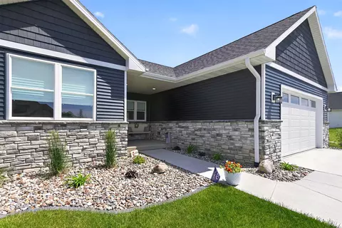 2123 Ketelsen Dr, Ames, IA 50010