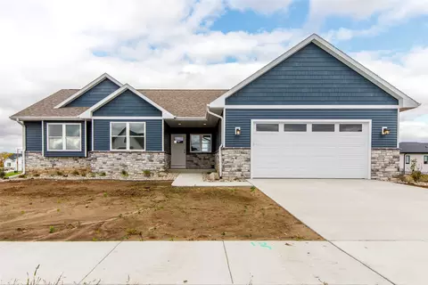 2123 Ketelsen Dr, Ames, IA 50010