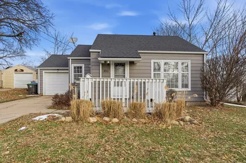 303 Virginia Ave, Des Moines, IA 50315