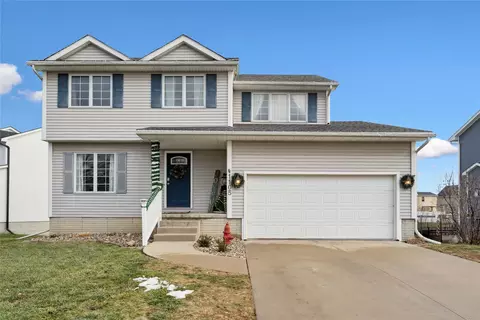 1105 NE Harvey St, Grimes, IA 50111
