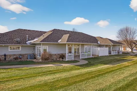 2012 SW 35th St, Ankeny, IA 50023
