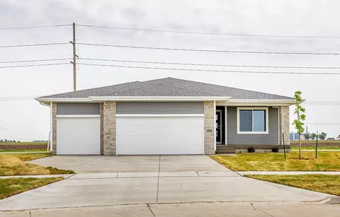 4415 NE 7th St, Ankeny, IA 50021
