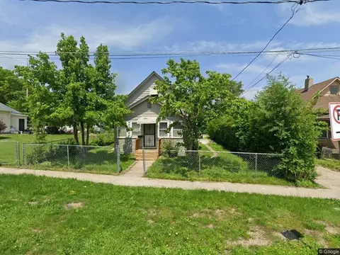 215 Clark St, Des Moines, IA 50314