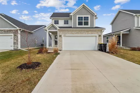 1247 NW Yorktown Dr, Waukee, IA 50263