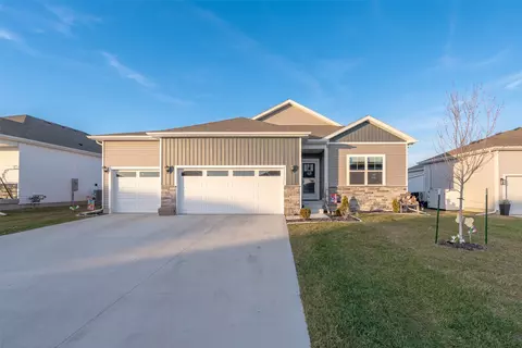 1324 NE 55th St, Ankeny, IA 50021