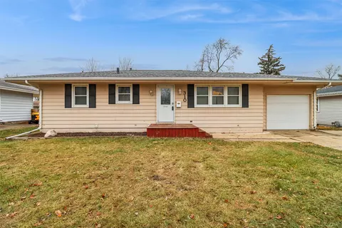 310 SE 7th St, Ankeny, IA 50021