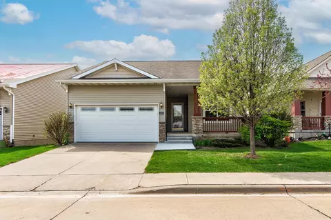 13016 Iltis Dr, Urbandale, IA 50323