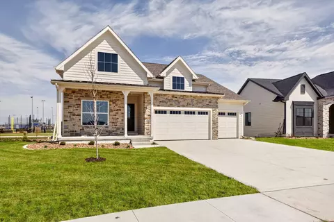 565 NW Mosaic Ave, Waukee, IA 50263