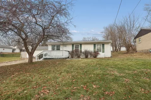 1007 Titus Ave, Des Moines, IA 50315