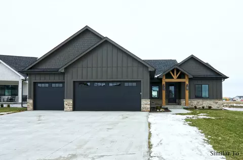 1317 S Auburn Pl, West Des Moines, IA 50266