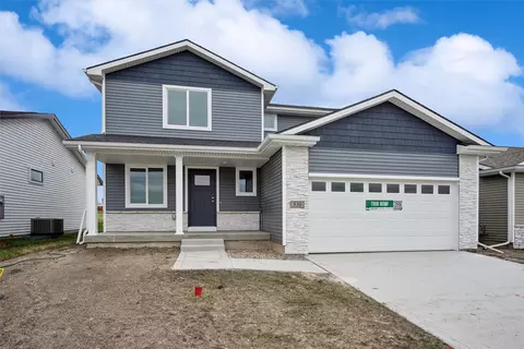 530 NW Rockwood Ln, Grimes, IA 50111