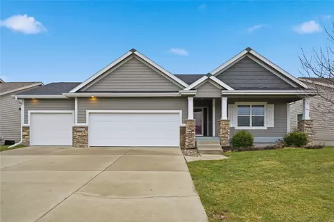 1004 NW 5th St, Grimes, IA 50111